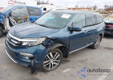 2017 Honda Pilot Touring z USA, uszkodzony, nr VIN 5FNYF6H95HB081128
